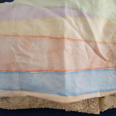 Throw Pillow Cases & Filling Pads