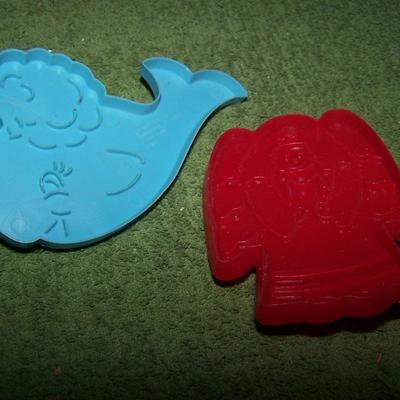 LOT 57 CUTE COLLECTABLE COOKIE CUTTERS