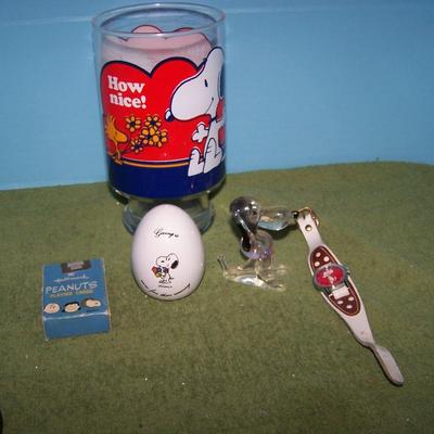 LOT 70  SUPER GREAT COLLECTABLE SNOOPY & PEANUTS STUFF