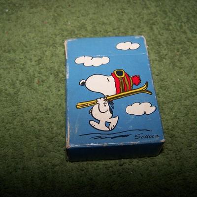 LOT 70  SUPER GREAT COLLECTABLE SNOOPY & PEANUTS STUFF