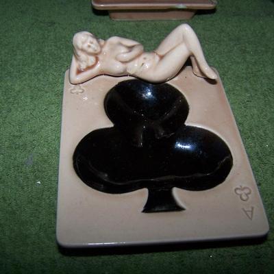 LOT 86  GREAT VINTAGE NUDE LADY ACES ASHTRAYS