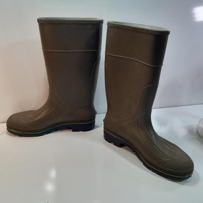 Rubber irrigation boots Size 13 Servus by Honeywell Made in the USA