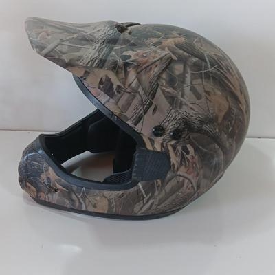 RAIDER Adult Realtree Hardwood Camo Helmet Size XXL Like-New