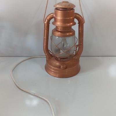 Dietz No. 2 D lite New York USA lantern turned Electric.