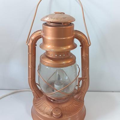 Dietz No. 2 D lite New York USA lantern turned Electric.