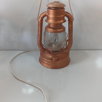 Dietz No. 2 D lite New York USA lantern turned Electric.