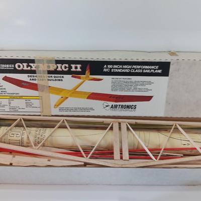 Vintage Airtronics Olympic II 100" Glider in box