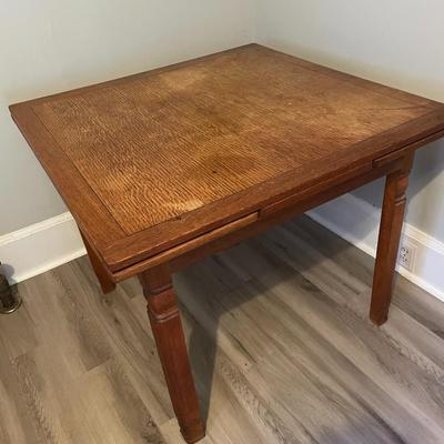 Vintage Expandable Oak Table