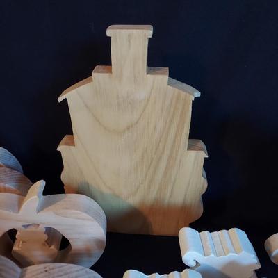 Wood Cutouts and Craft Supplies (LR-BBL)