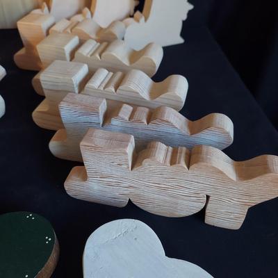 Wood Cutouts and Craft Supplies (LR-BBL)