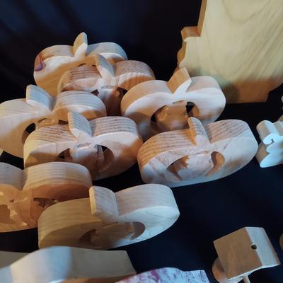 Wood Cutouts and Craft Supplies (LR-BBL)