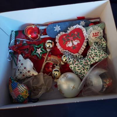Wood Cutouts and Craft Supplies (LR-BBL)