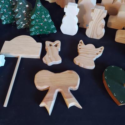 Wood Cutouts and Craft Supplies (LR-BBL)