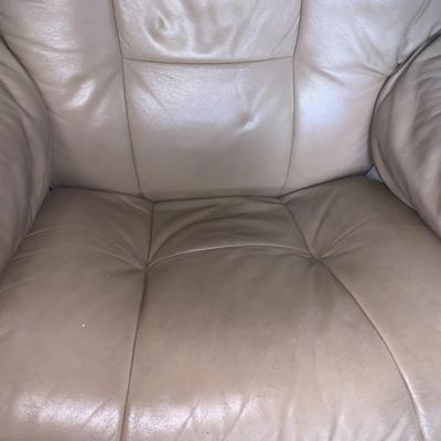 "Stressless" Lounge Chair with Ottoman