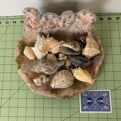 Seashell Assortment with Frog Plate