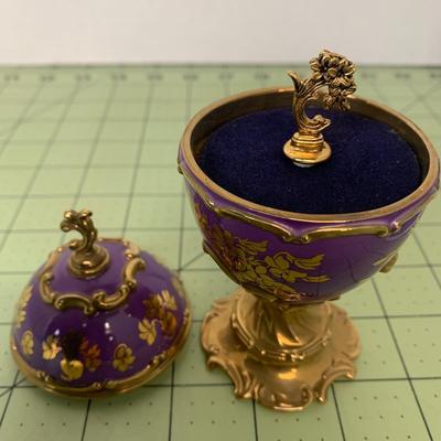 Musical Egg - Violet - House of Faberge plays Tchaikovskyâ€™s Swan Lake