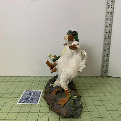 Resin Dancing Frog with Ducks