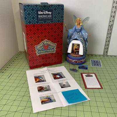 Walt Disney Showcase Collection - Disney Traditions - "Dreams Come True"