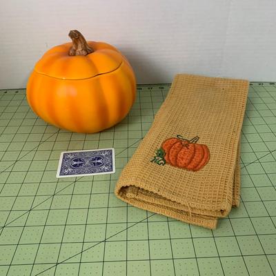 Pumpkin Dish and Towel
