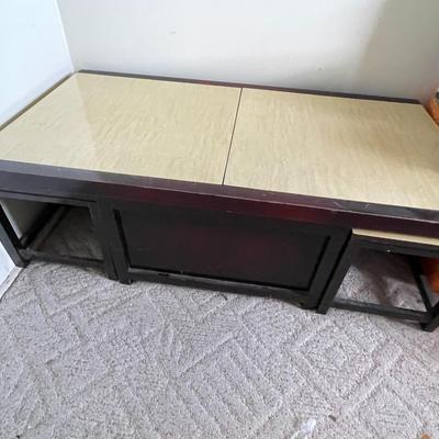 Vintage Table with 2 Nesting Tables