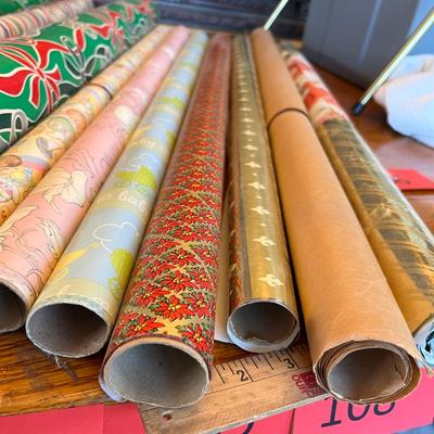 Lot of vintage roll wrap