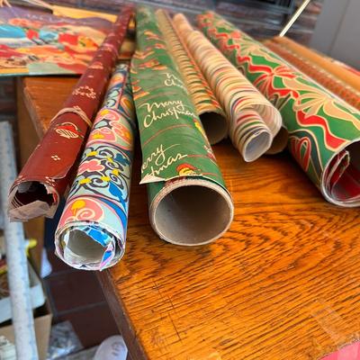 Lot of vintage roll wrap