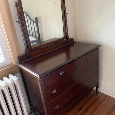 Vintage Dresser with Mirror 1