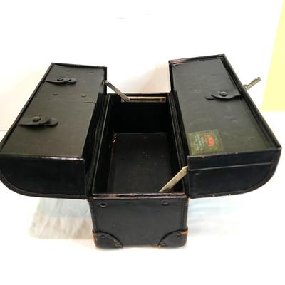 Lot #84 Vintage Doctor Bag with Key