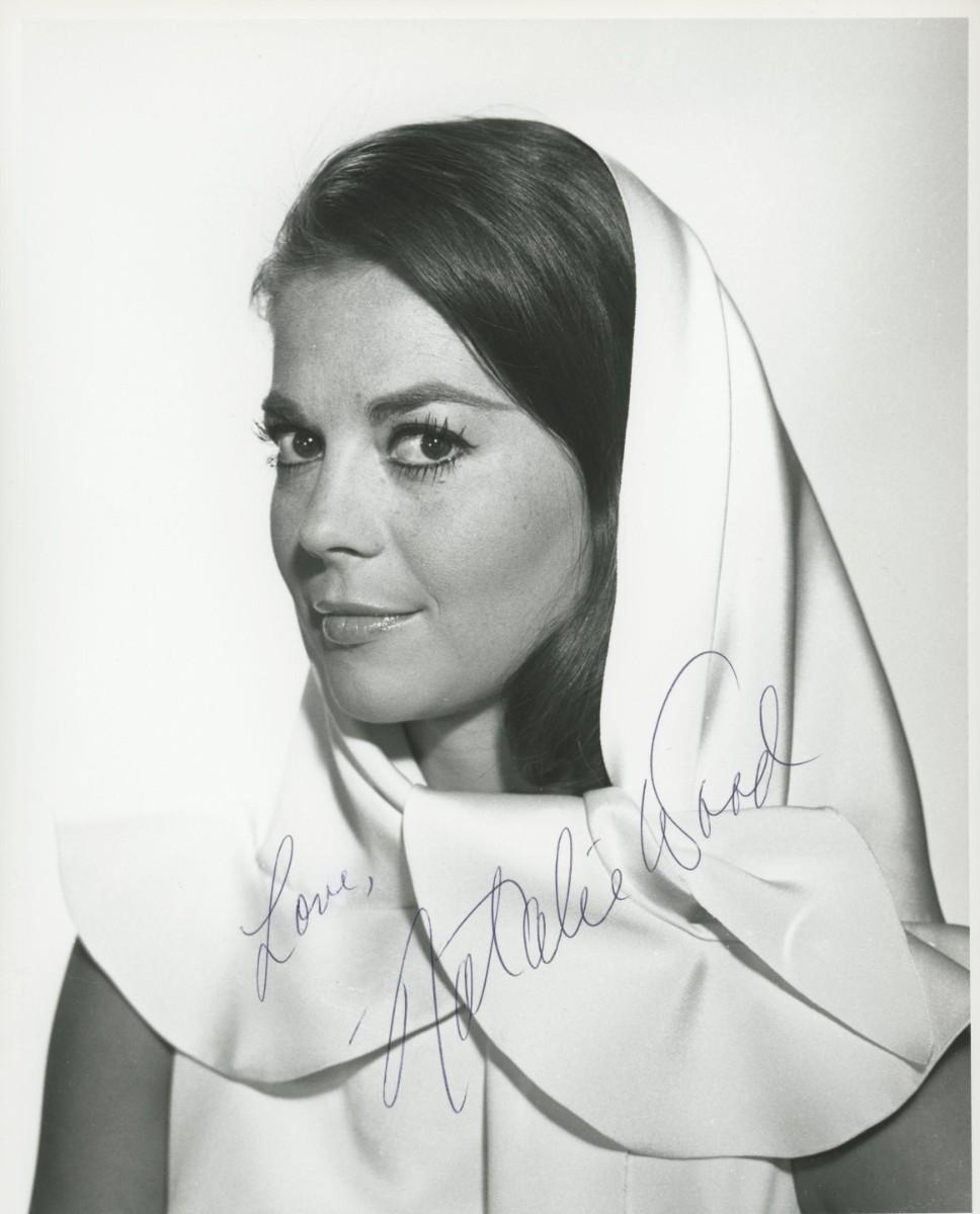 NATALIE WOOD Signed Autographed Photo to Peter COA hologram main image 0