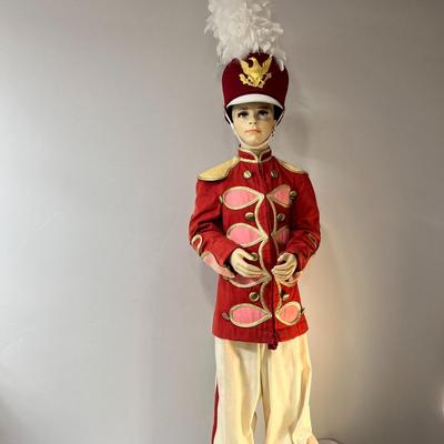 BOY MANNEQUIN DRESSED IN FANCY MARCHING BAND MAJOR OUTFIT