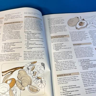 1976 SUNSET "HORS D'OEUVRES" RECIPE BOOK 