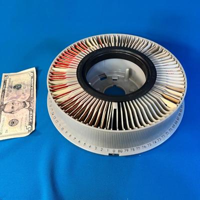 VINTAGE CAROUSEL SLIDE TRAY FULL OF FAMILY VACATION SLIDES