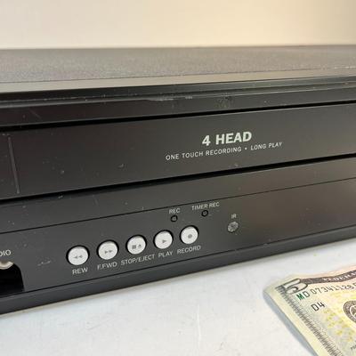 MAGNAVOX VHS, DVD PLAYER VCR RECORDER