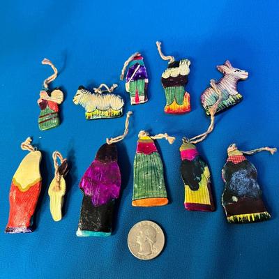 CHARMING HAND PAINTED NATIVITY ORNAMENT SET NICE DETAIL
