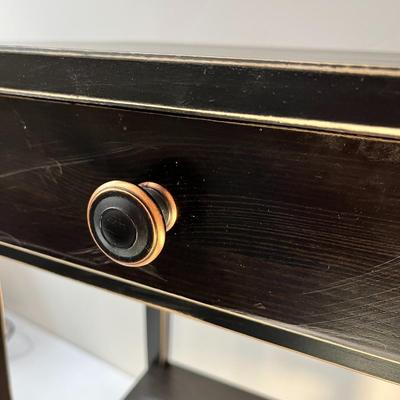 DISTRESSED WOOD SIDE TABLE