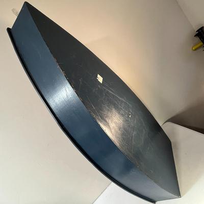 CANOE SHAPED STANDING 4-SHELF UNIT
