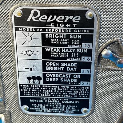 COOL VINTAGE REVERE MODEL 88 MOTION PICTURE CAMERA