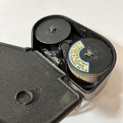 GROUP OF 3 VINTAGE SHELF CLOCKS