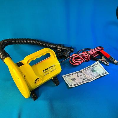 AIRHEAD 12V HIGH PRESSURE INFLATOR/DEFLATOR RUNS OFF CAR BATTERY