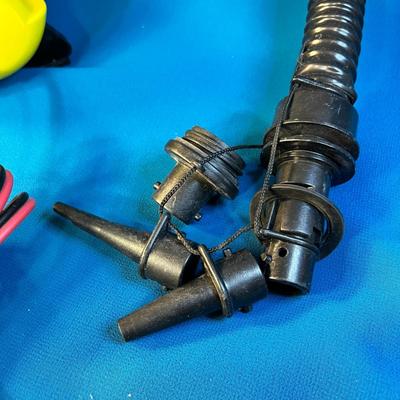 AIRHEAD 12V HIGH PRESSURE INFLATOR/DEFLATOR RUNS OFF CAR BATTERY