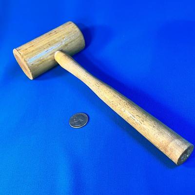 11" WOODEN MALLET