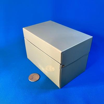 GREEN METAL 3" X 5" FILE BOX with ALPHABETIZED DIVIDERS