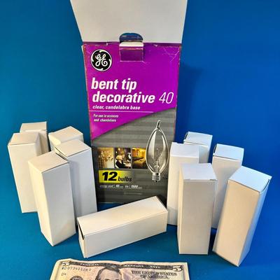 PACKAGE OF 11 BENT TIP DECORATIVE LIGHT BULBS CANDELABRA BASE