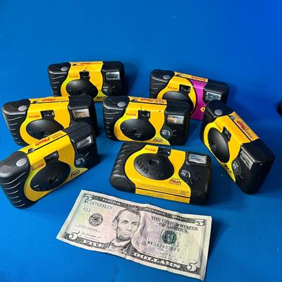 KODAK DISPOSABLE CAMERAS WITH BUILT-IN FLASH X 7