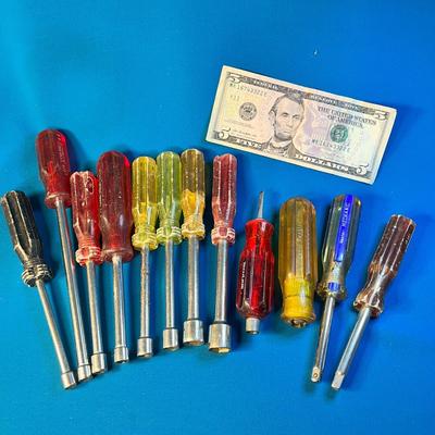 GROUP OF 12 ASSORTED NUT DRIVERS, ETC