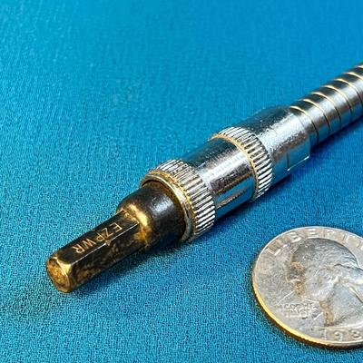 1/4" FLEXIBLE SHAFT DRIVER TOOL