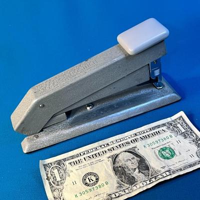 VINTAGE BOSTITCH 7" STAPLER