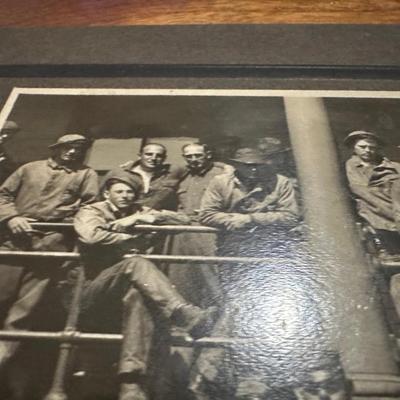 Early 1900â€™s Picture of Soldiers w/ Signatures