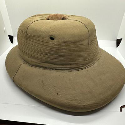 WW2 Royal Engineers Officers Pith Helmet