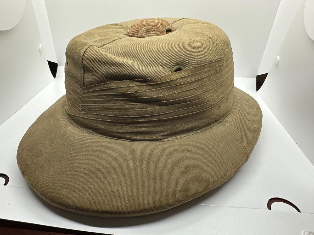 WW2 Royal Engineers Officers Pith Helmet | EstateSales.org